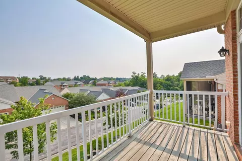 3366 Emerald Rdg, Cincinnati, OH 45211 photo 17
