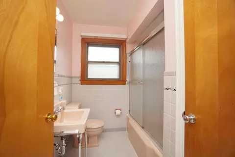 2615 Beechmar Dr, Cincinnati, OH 45230 photo 23