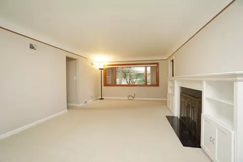 2615 Beechmar Dr, Cincinnati, OH 45230 photo 5