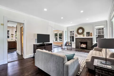 3950 Dickson Ave, Cincinnati, OH 45229 photo 5