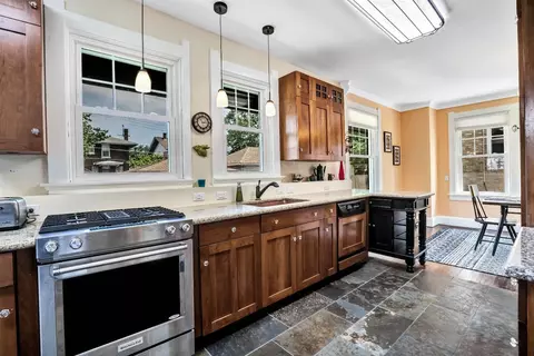 3950 Dickson Ave, Cincinnati, OH 45229 photo 17