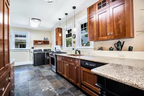 3950 Dickson Ave, Cincinnati, OH 45229 photo 14