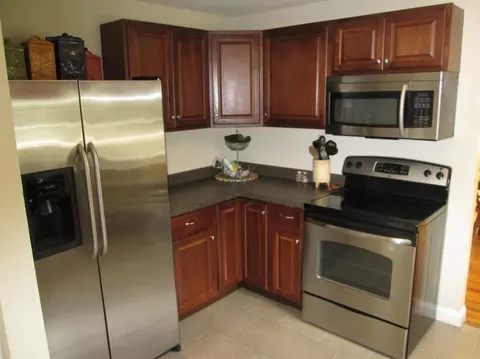 3427 Locust Corner Rd, Cincinnati, OH 45245 photo 9