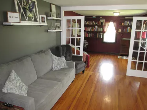 3427 Locust Corner Rd, Cincinnati, OH 45245 photo 6