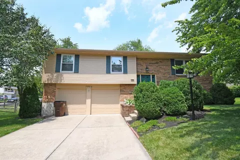 7902 Heatherglen Dr, Cincinnati, OH 45255 photo 1
