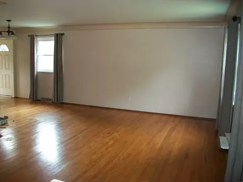 6730 Daly Rd, Cincinnati, OH 45224 photo 3