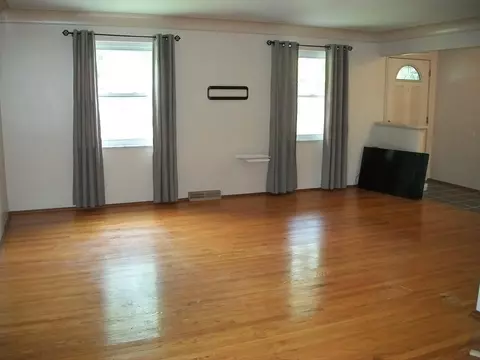 6730 Daly Rd, Cincinnati, OH 45224 photo 2