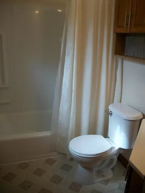 6730 Daly Rd, Cincinnati, OH 45224 photo 14