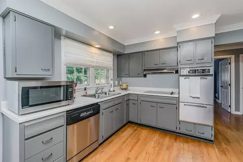 3258 Algus Ln, Cincinnati, OH 45248 photo 8