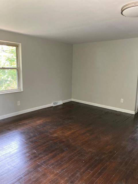 38 Leslie Ave, Woodlawn, OH 45215 photo 8
