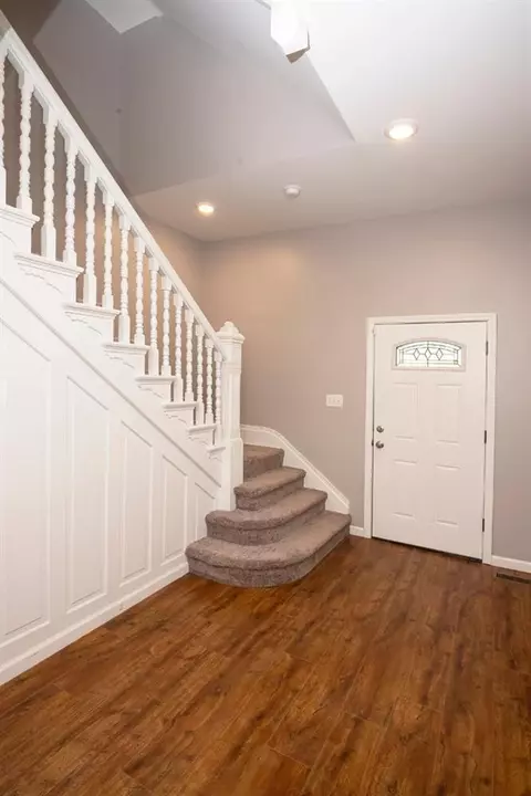 1250 First Ave, Cincinnati, OH 45205 photo 6
