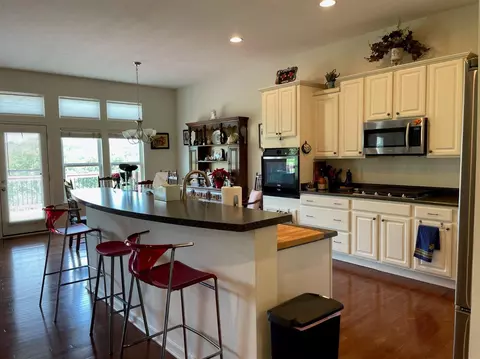 7489 Bridge Point Pass, Cincinnati, OH 45248 photo 3