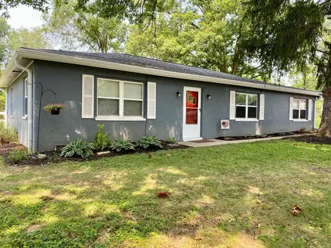 3851 Jackie Dr, Cincinnati, OH 45245 photo 1