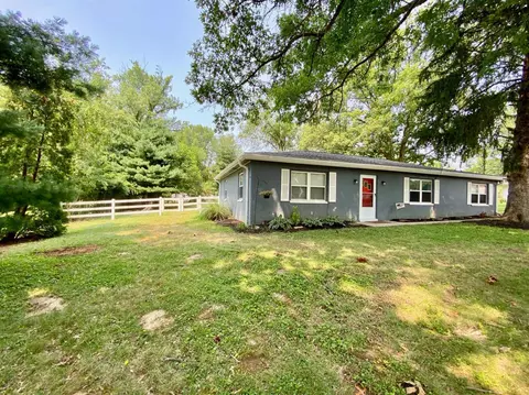 3851 Jackie Dr, Cincinnati, OH 45245 photo 3