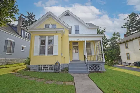 4722 Castle Pl, Cincinnati, OH 45227 photo 1