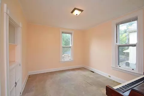 4722 Castle Pl, Cincinnati, OH 45227 photo 13