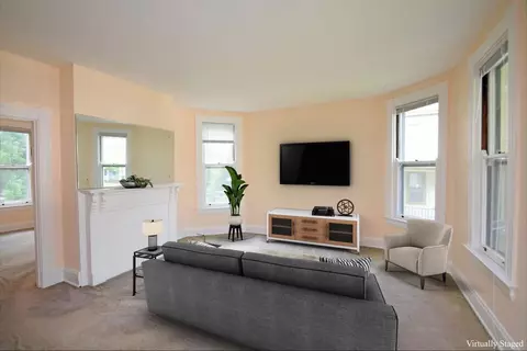 4722 Castle Pl, Cincinnati, OH 45227 photo 3
