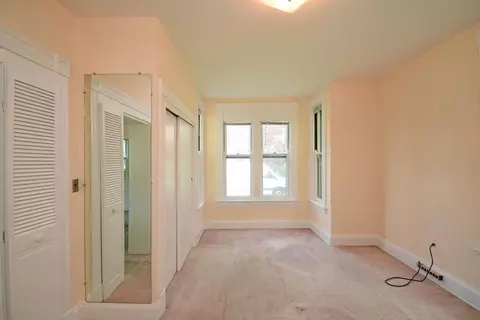 4722 Castle Pl, Cincinnati, OH 45227 photo 10