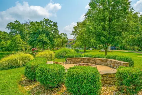 895 Garnoa Dr, Cincinnati, OH 45231 photo 32