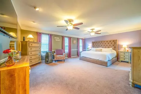895 Garnoa Dr, Cincinnati, OH 45231 photo 18