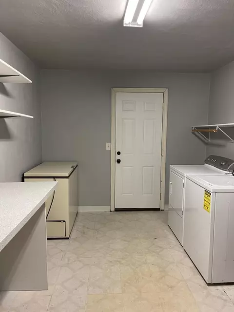 659 Wilfert Dr, Cincinnati, OH 45245 photo 32