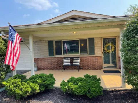 659 Wilfert Dr, Cincinnati, OH 45245 photo 3