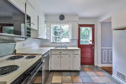 2429 Kellerman Ave, Golf Manor, OH 45237 photo 9
