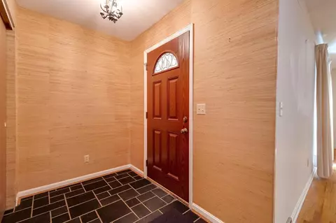 674 Evangeline Rd, Forest Park, OH 45240 photo 11