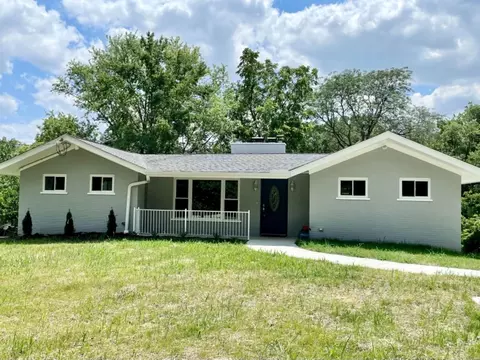 201 Grove Rd, Woodlawn, OH 45215 photo 2