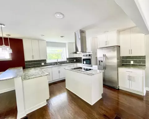 201 Grove Rd, Woodlawn, OH 45215 photo 5