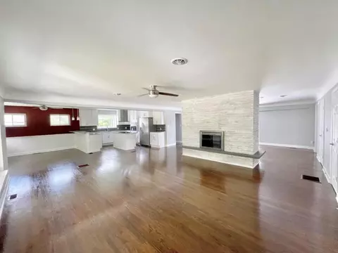 201 Grove Rd, Woodlawn, OH 45215 photo 4