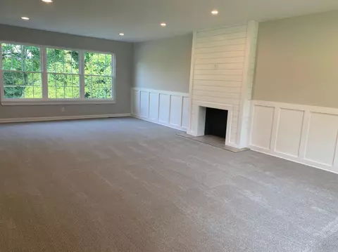 7626 Forest Rd, Cincinnati, OH 45255 photo 4