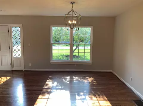 7626 Forest Rd, Cincinnati, OH 45255 photo 17