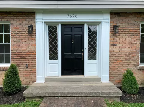 7626 Forest Rd, Cincinnati, OH 45255 photo 2