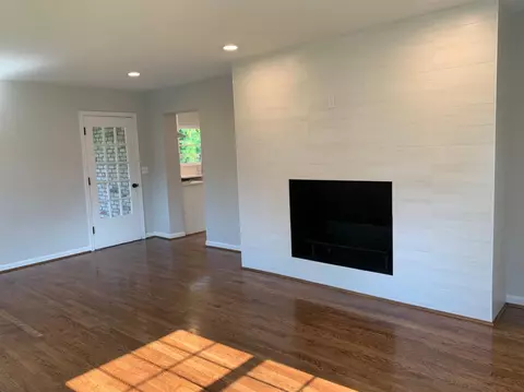 7626 Forest Rd, Cincinnati, OH 45255 photo 3