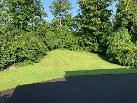 7626 Forest Rd, Cincinnati, OH 45255 photo 20