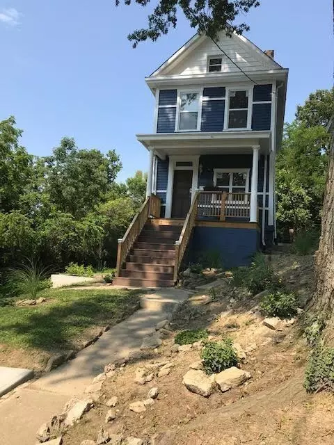 24 Ehrman Ave, Cincinnati, OH 45220 photo 4
