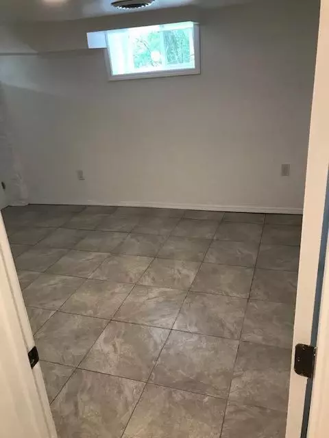 24 Ehrman Ave, Cincinnati, OH 45220 photo 39