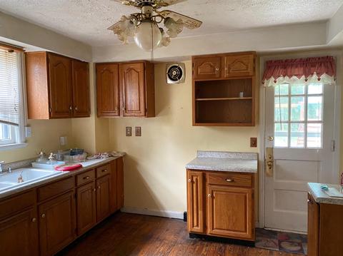 7237 Reading Rd, Cincinnati, OH 45237 photo 10