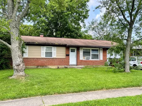 10803 Maplehill Dr, Cincinnati, OH 45240 photo 2