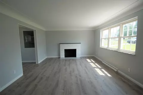 4058 Clearpoint Dr, Cincinnati, OH 45247 photo 3