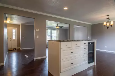 1027 Hearthstone Dr, Cincinnati, OH 45231 photo 12