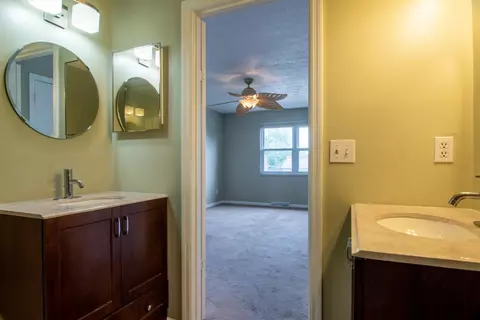 1027 Hearthstone Dr, Cincinnati, OH 45231 photo 26