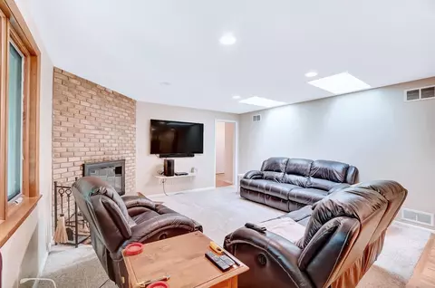 8730 Cavalier Dr, Cincinnati, OH 45231 photo 13