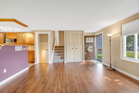 4221 Highlander Ct, Cincinnati, OH 45245 photo 3