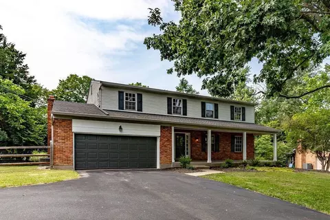 2625 Oldforge Ln, Cincinnati, OH 45244 photo 2