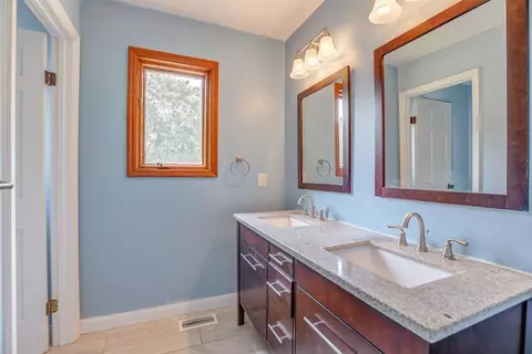 2625 Oldforge Ln, Cincinnati, OH 45244 photo 10