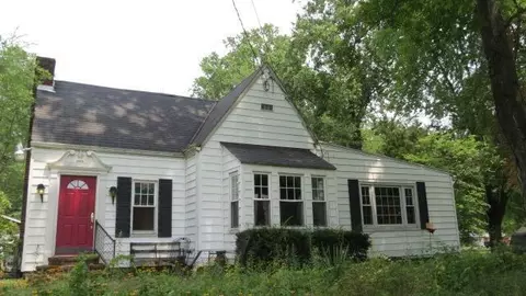 914 Clough Pike, Cincinnati, OH 45245 photo 1