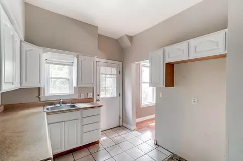 3232 Wold Ave, Cincinnati, OH 45207 photo 12