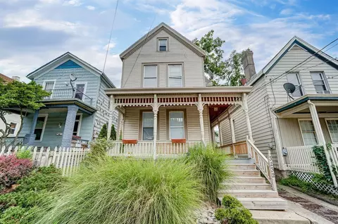 3232 Wold Ave, Cincinnati, OH 45207 photo 1